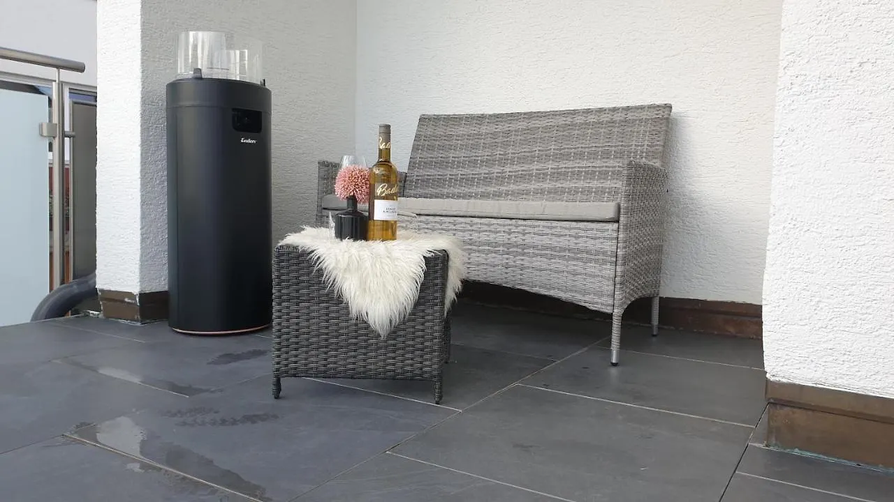 Apartment Boardingappartement Windeckblick, ruhige, zentrale Lage mit großem Südbalkon Bühl