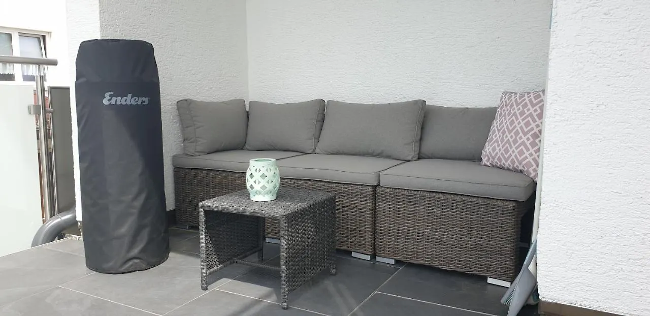 Boardingappartement Windeckblick, ruhige, zentrale Lage mit großem Südbalkon Bühl Apartment